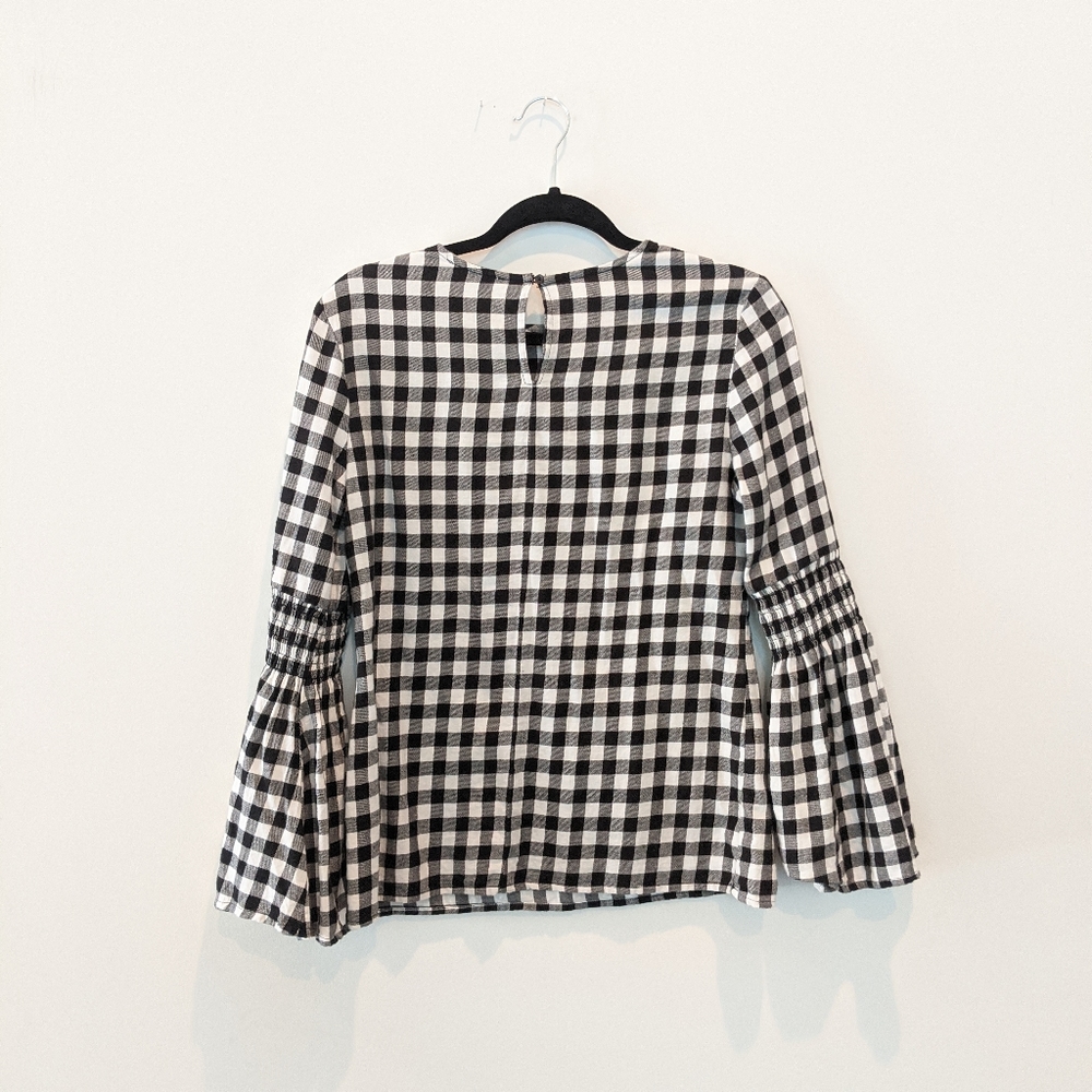 Beach Lunch Lounge Gingham flair sleeve blouse - Picture 7 of 7